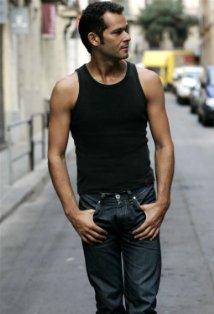 Актер Алехандро Наранхо