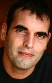 Актер Бен Дэвис