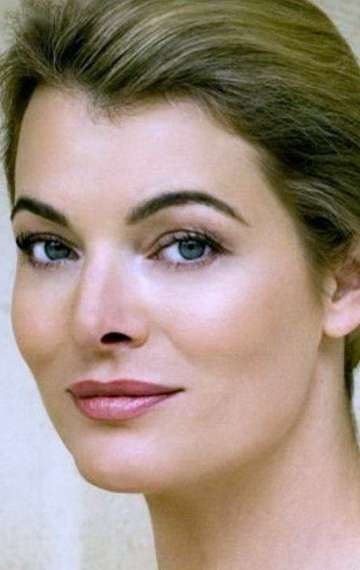 Актер Стефани Романов