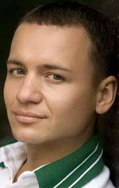 Актер Александр Олешко