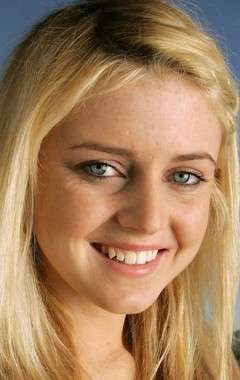 Актер Лоррэйн Николсон