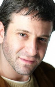 Актер Тодд Уолл