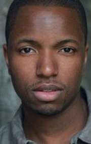 Актер Эммануэль Идову