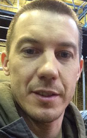 Актер Энди Уэрхем