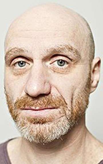 Актер Виктор Шамиров