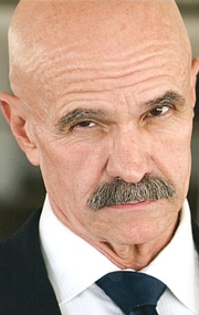 Актер Пол Грэйс