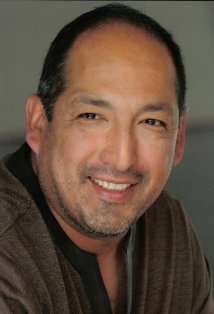 Актер Огустен Солис