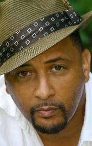 Актер Дави Джей