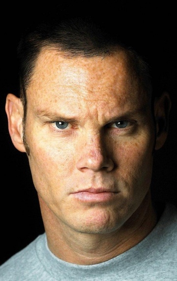 Актер Джофф Мид