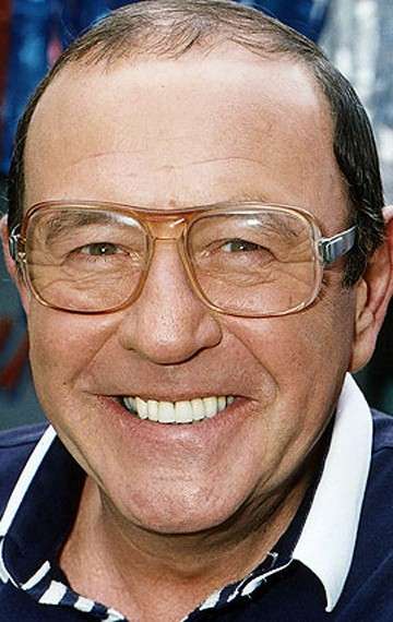 Актер Майк Рейд