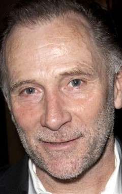 Актер Дэниэл Уэбб