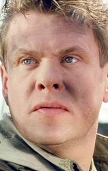 Актер Александр Карамнов