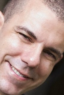 Актер Пол МакГиннис