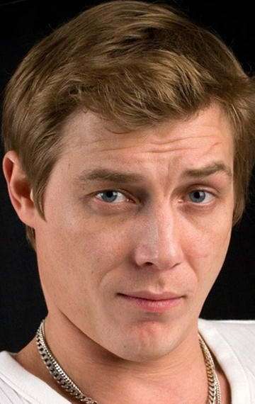 Актер Александр Бухаров