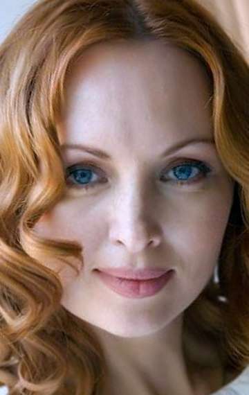 Актер Елена Ксенофонтова