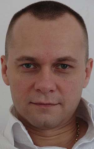 Актер Сергей Калашников