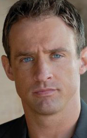 Актер Джереми Данн