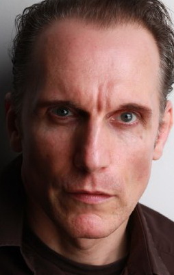 Актер Джулиан Блич