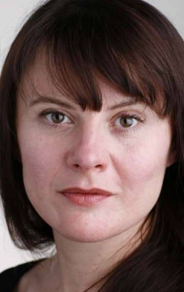 Актер Моника Долан