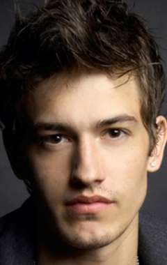 Фото Ашер Монро