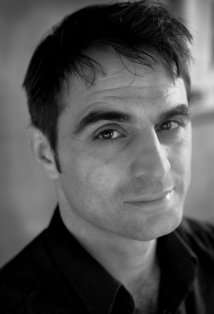 Актер Майкл Пас