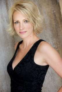 Актер Мим Дрю