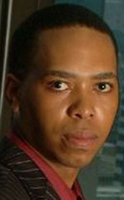 Актер Мотуси Магано