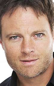 Актер Майкл Бьюи