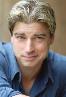 Актер Дэвид Вензел