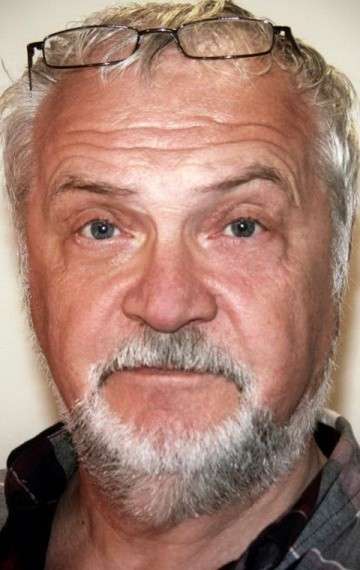 Актер Олег Форостенко