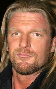 Актер Пол Левески