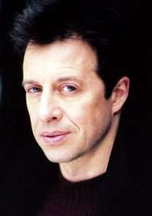 Актер Дэниэл Левек