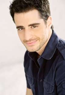 Актер Джонатан Руми