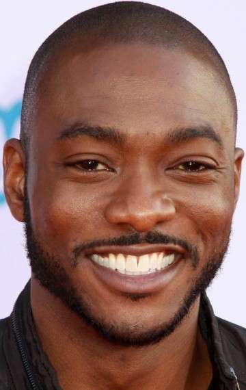 Актер Б.Дж. Бритт