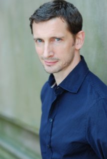 Актер Энтони Марбл