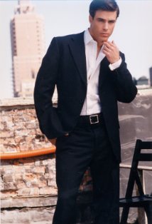 Актер Майкл Дин