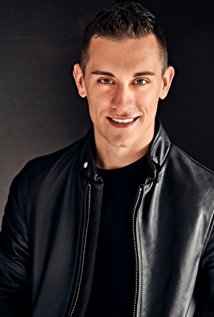 Актер Сэм Семенца