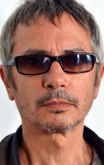 Актер Леос Каракс