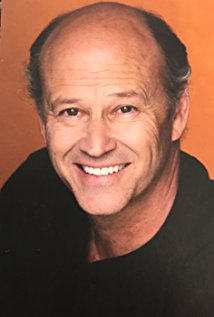 Актер Роберт Лофтин