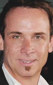 Актер Колин Каннингэм