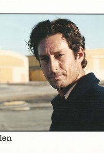 Актер Клэй Каллен