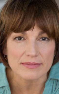 Актер Миа Гович