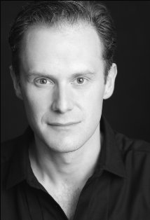 Актер Ричард Теверсон