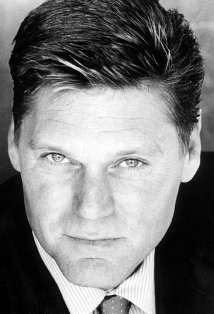 Актер Норман Хауэлл