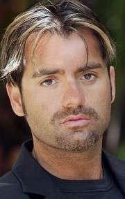 Актер Кори Лардж