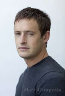 Актер Марк Карапедза