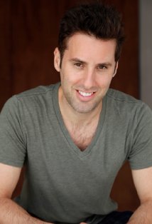 Актер Марк Страно