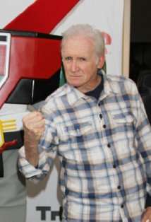 Актер Майк Белл