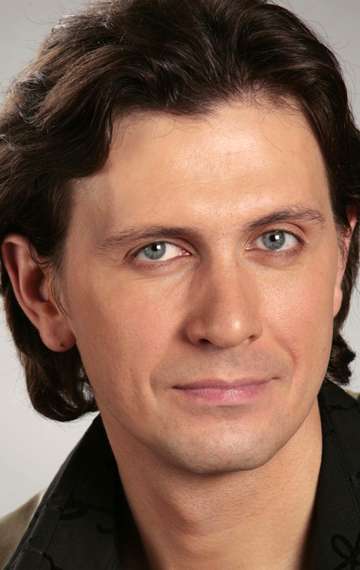 Актер Алексей Завьялов