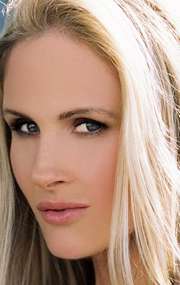 Актер Шанель Райан